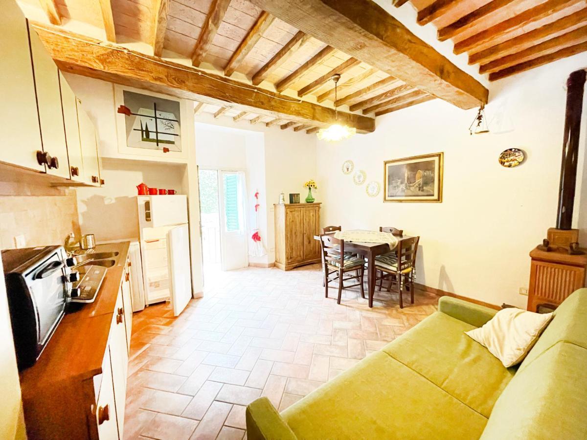 Angolino Appartamento In Centro E Terme A 10 Min San Quirico dʼOrcia Extérieur photo